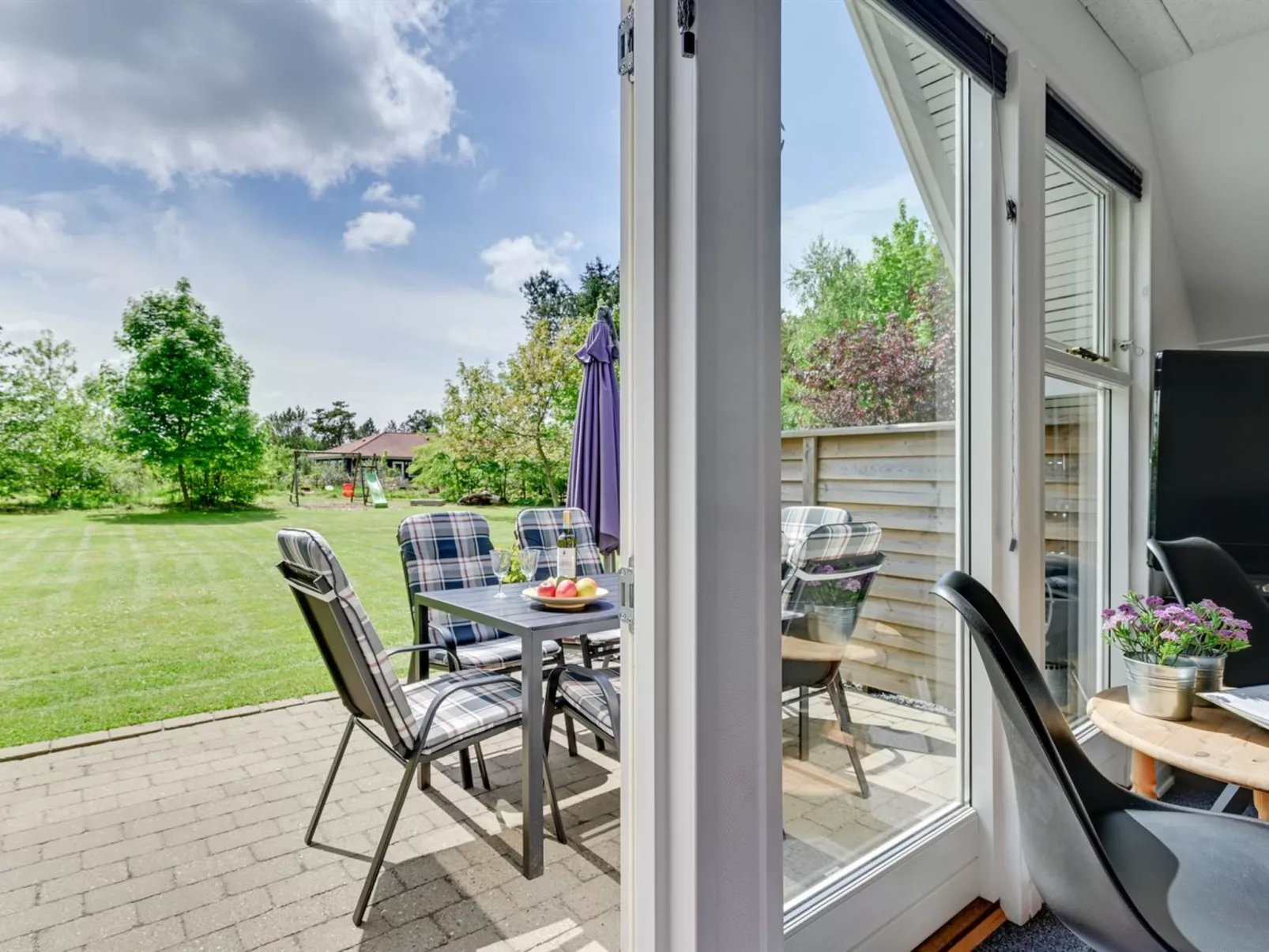 "Femija" - 500m to the fjord-Outside