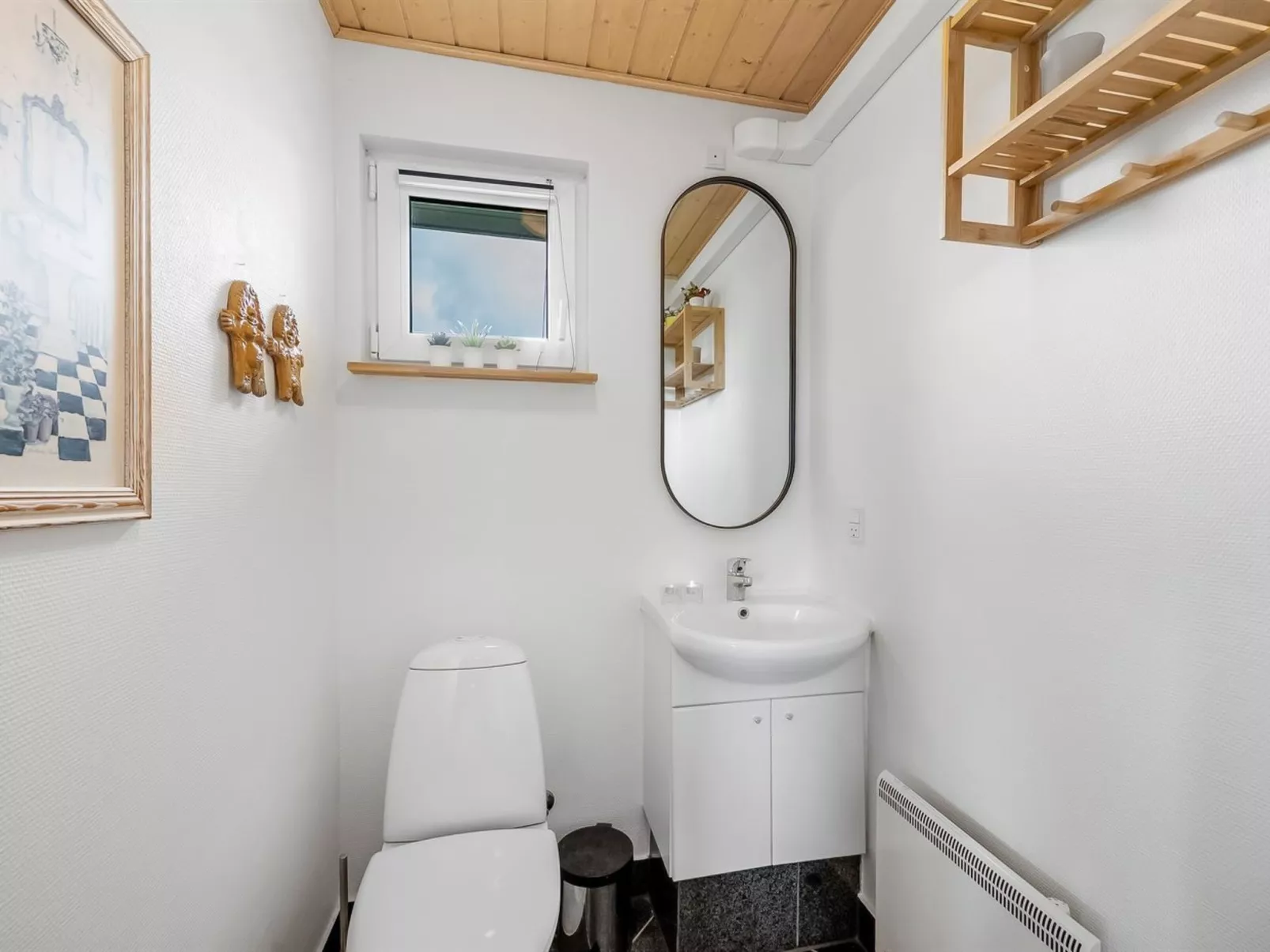 "Samuil" - 300m to the fjord-Dedans