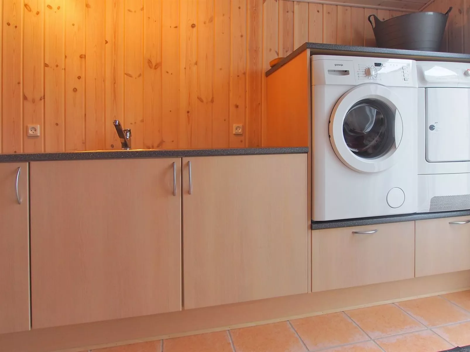 "Mena" - 200m from the sea-Inside