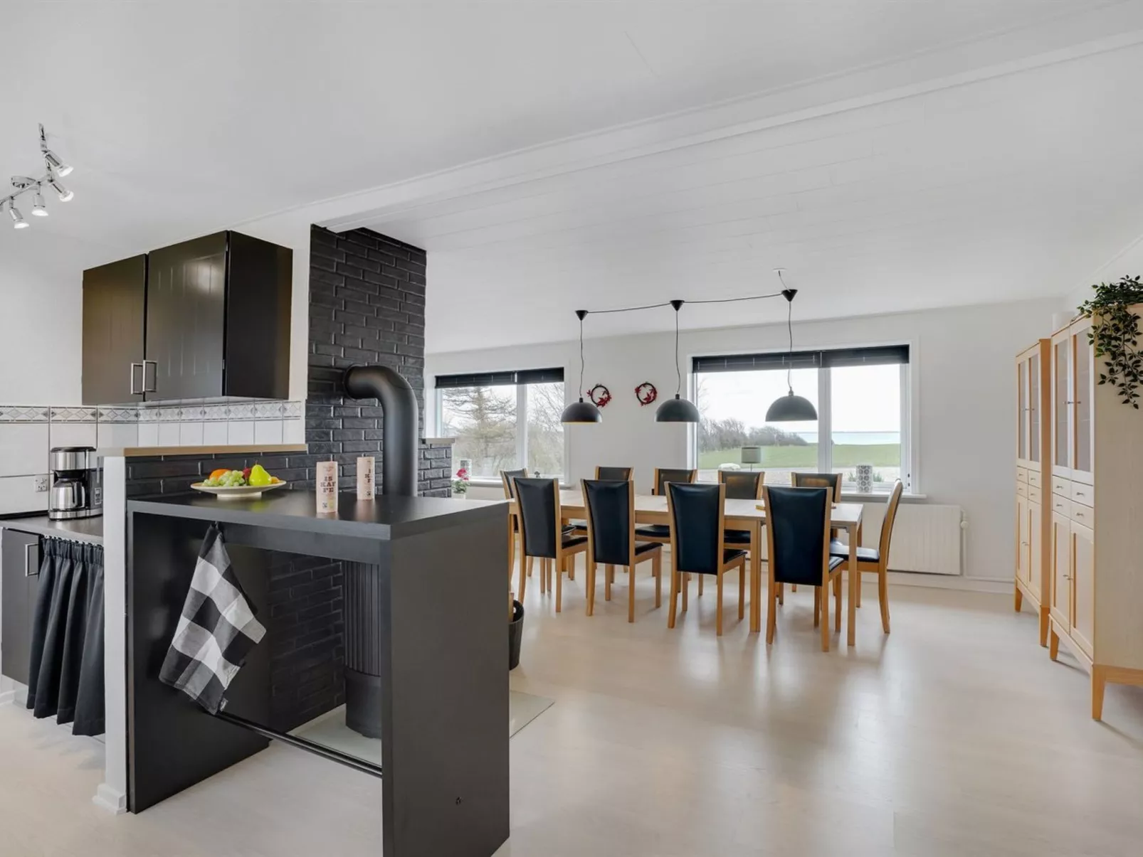 "Imilie" - 250m to the fjord-Dedans