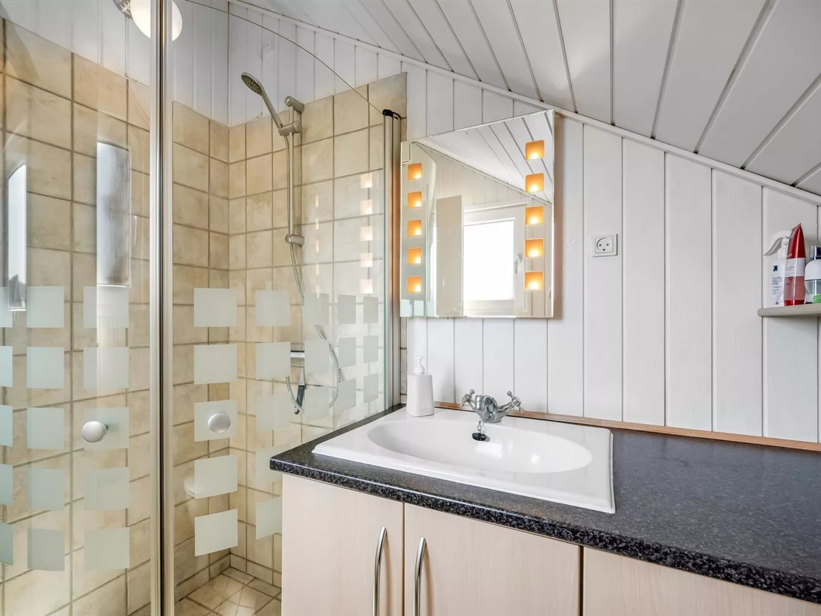 "Arla" - 200m from the sea-Dedans