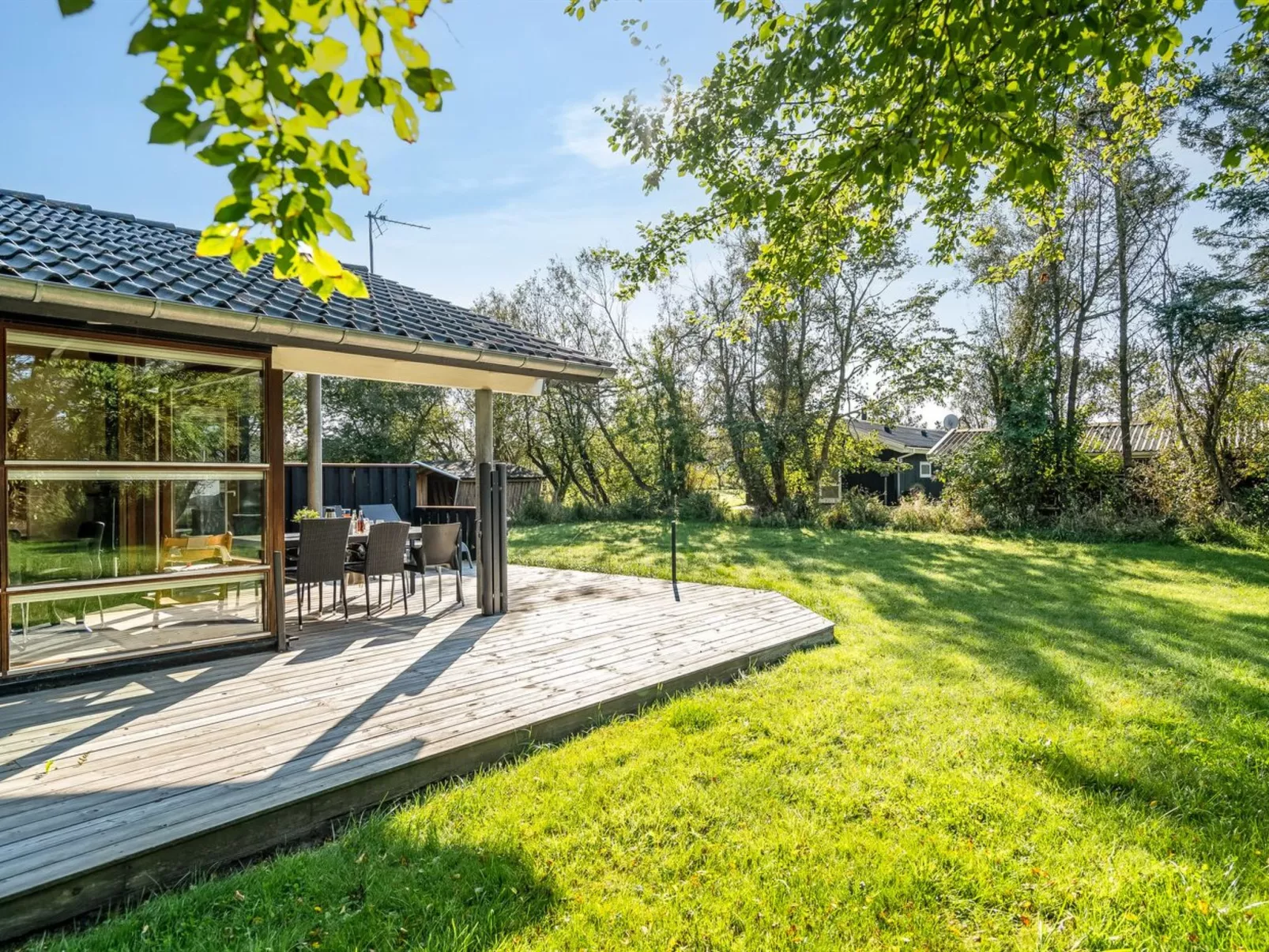 "Emeli" - 1.3km from the sea-Outside