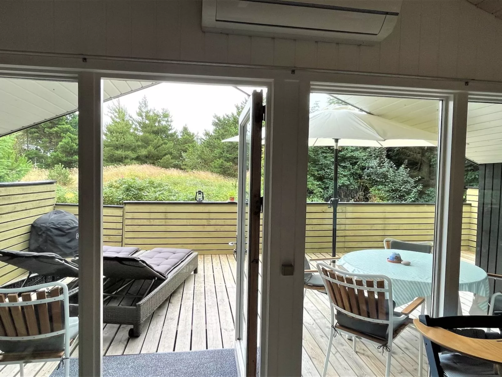 "Estelle" - 575m to the fjord-Outside