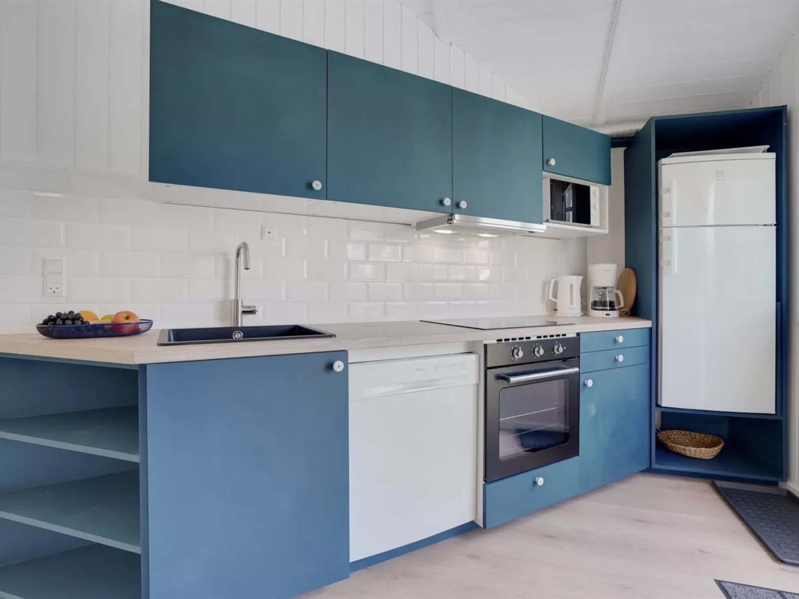 "Niska" - 300m from the sea-Inside