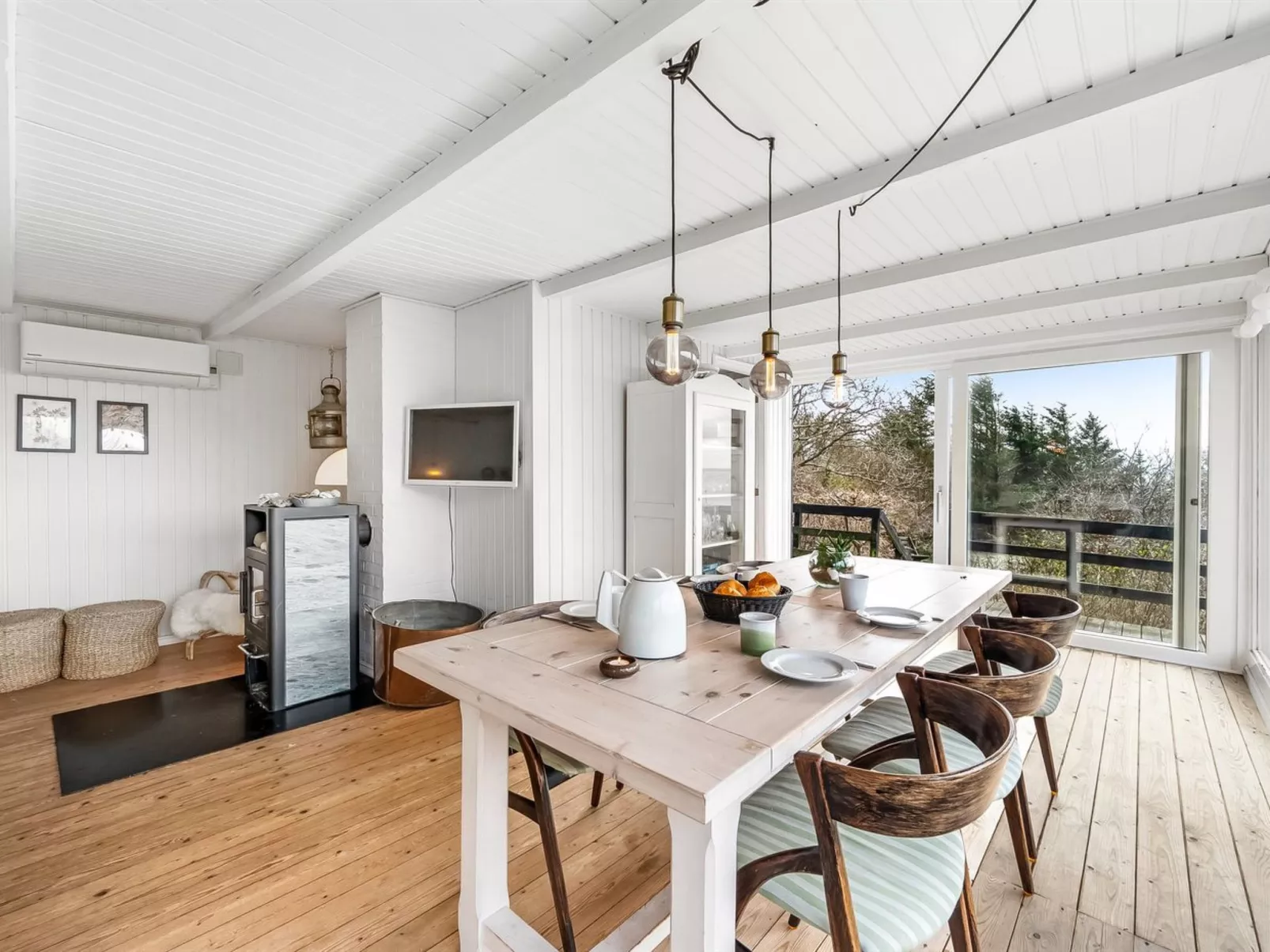 "Heera" - 100m to the fjord-Dedans