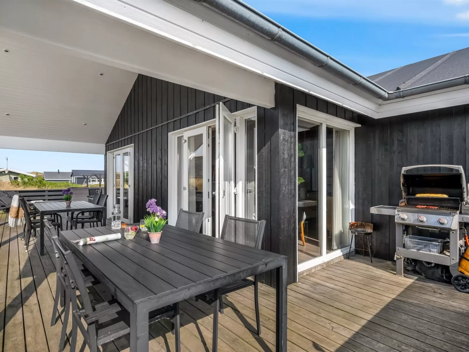 "Sibyll" -  from the sea-Draußen