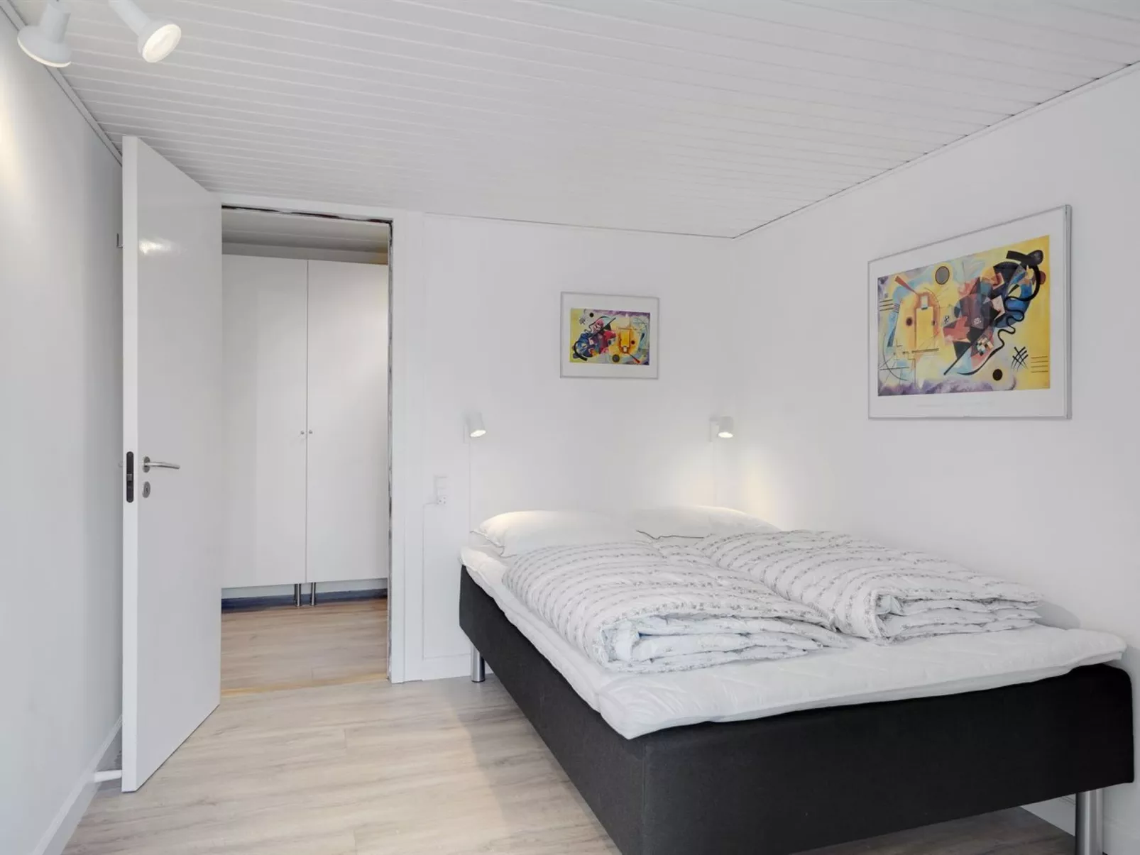 "Constance" - 50m from the sea-Drinnen