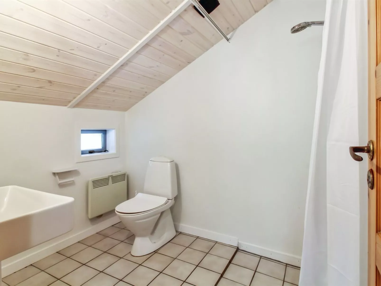 "Niyazi" - 3.1km from the sea-Inside