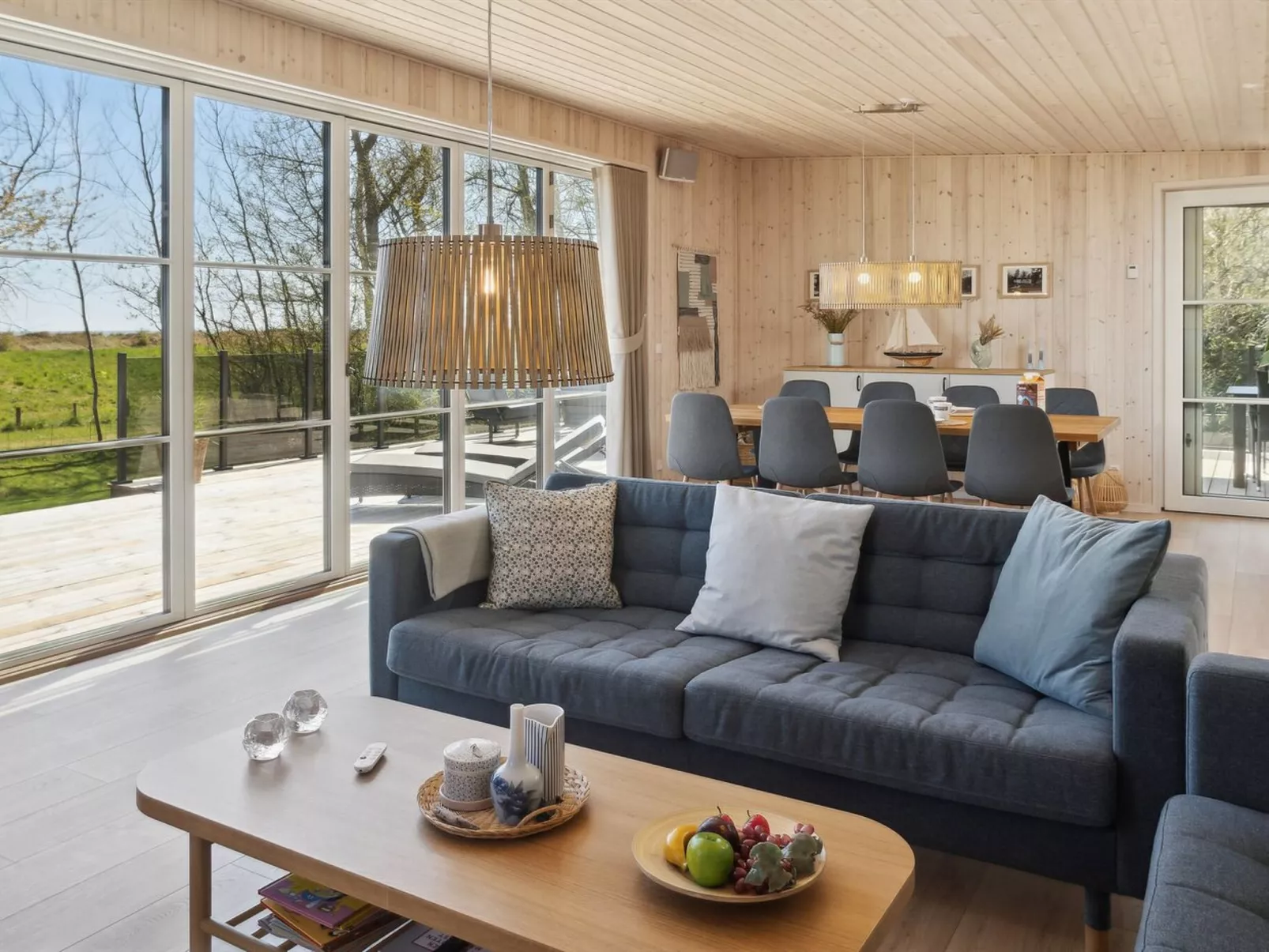 "Engli" - 90m from the sea-Inside