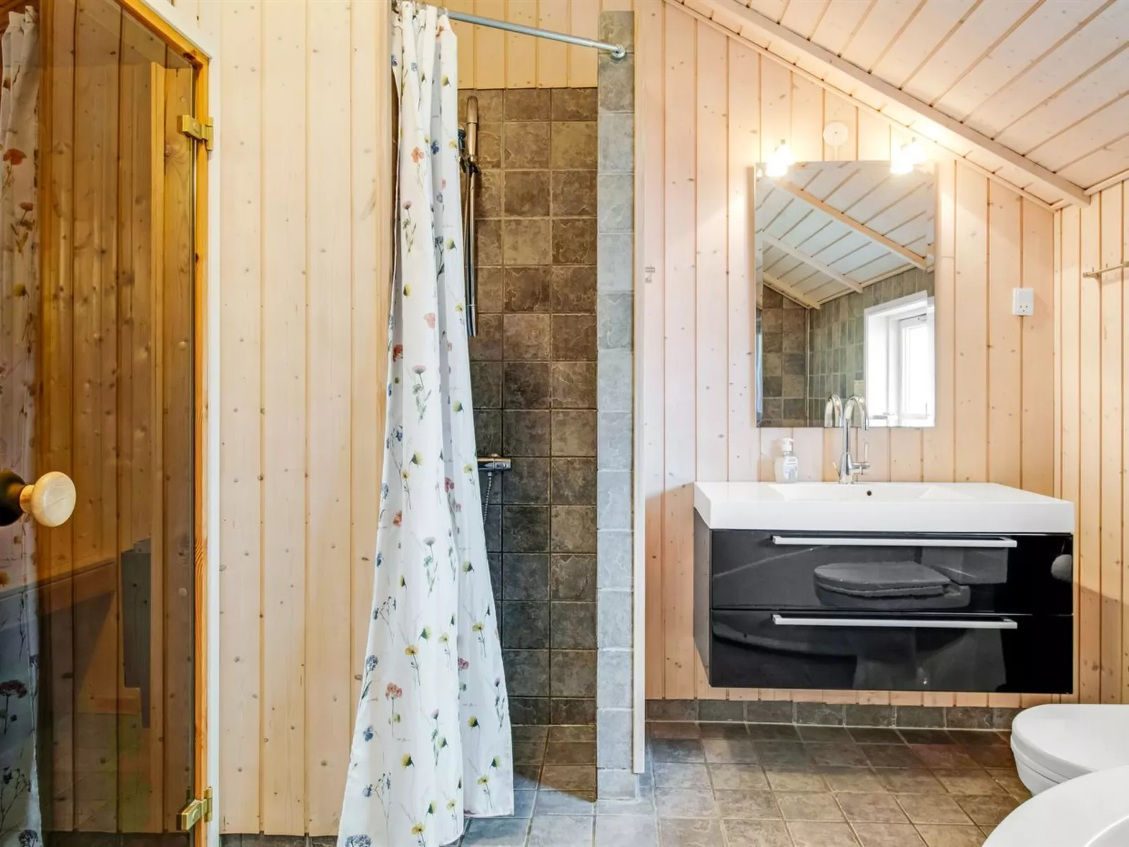 "Svenny" - 800m from the sea-Dedans