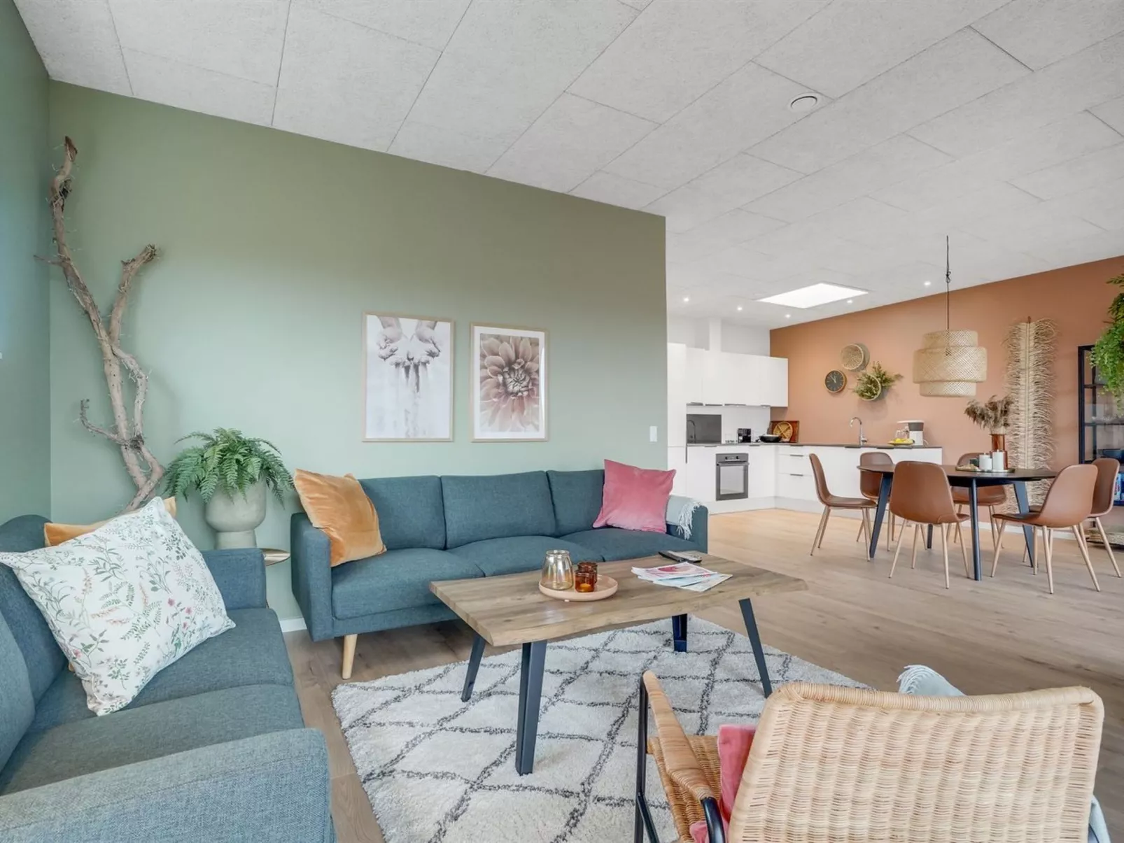 "Kasper" - 1.8km from the sea-Drinnen