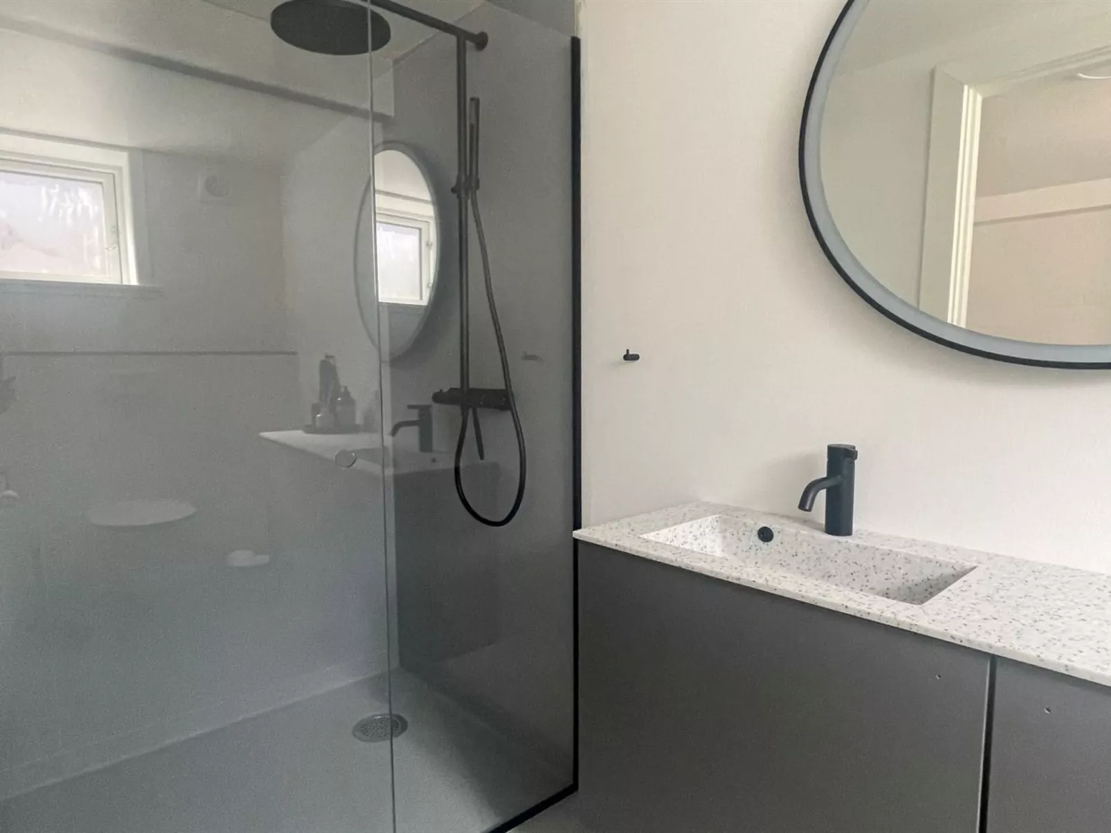 "Urs" - 200m from the sea-Drinnen