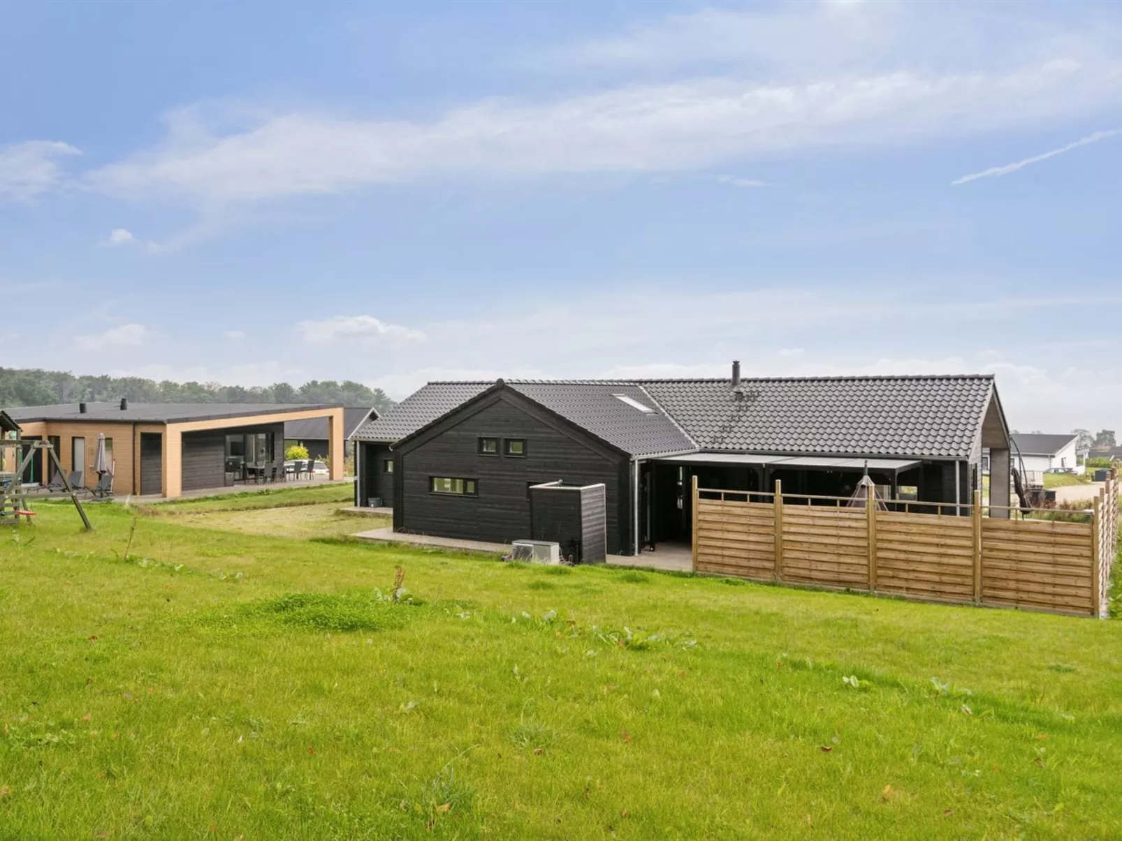 "Gunborg" - 400m from the sea-Draußen