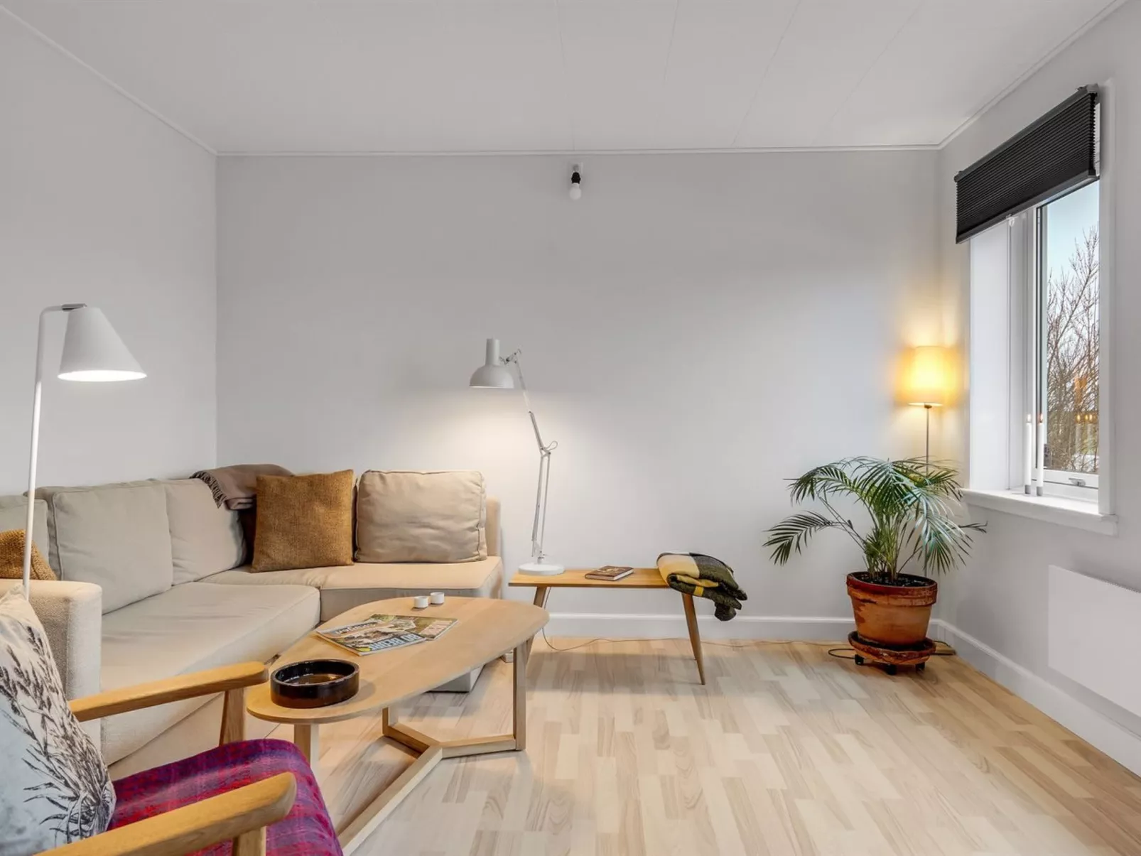 "Truels" - 2km from the sea-Inside