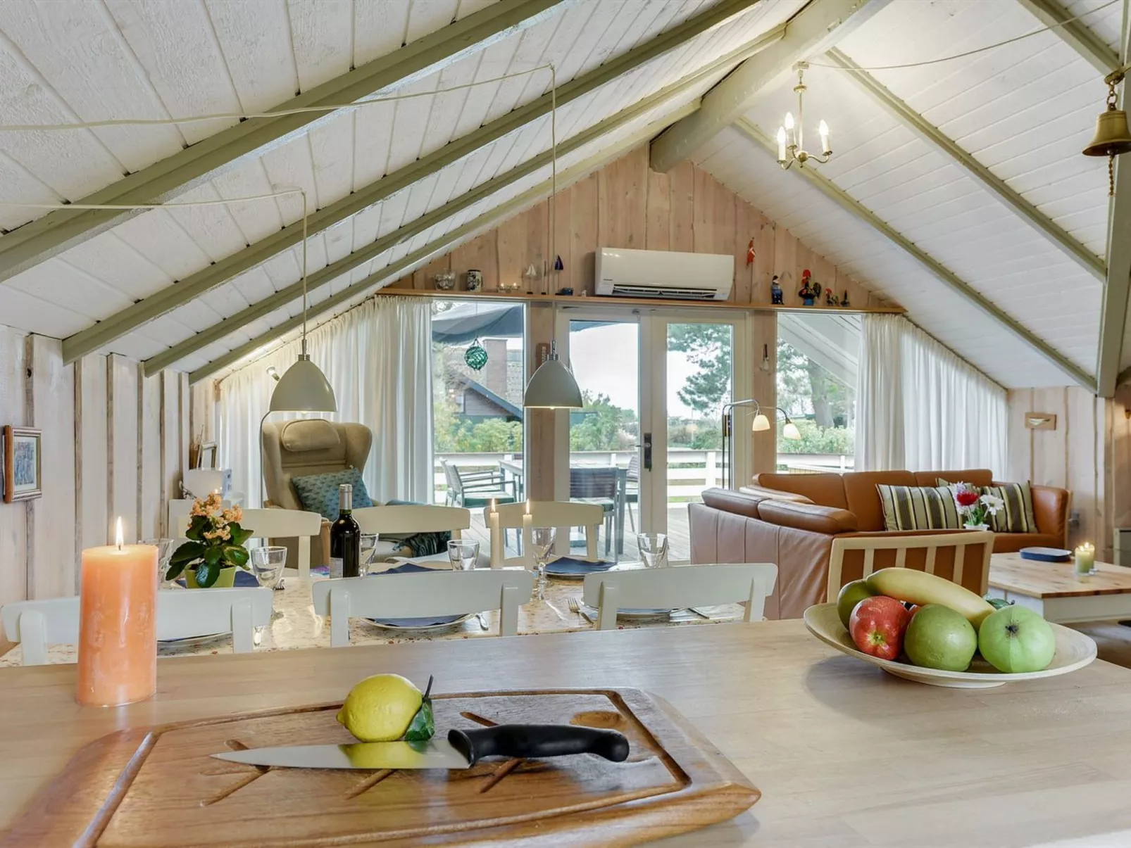 "Hjalmine" - 250m from the sea-Inside