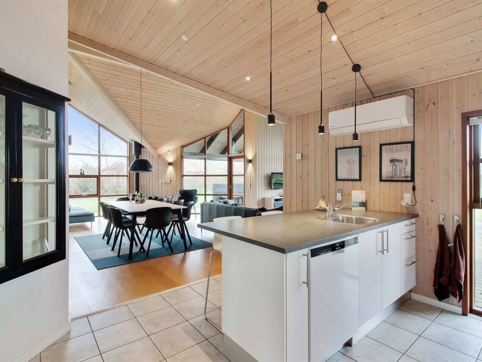 "Harri" - 850m from the sea-Dedans