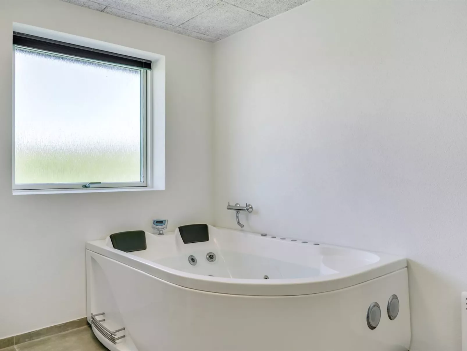 "Sunna" - 500m from the sea-Inside