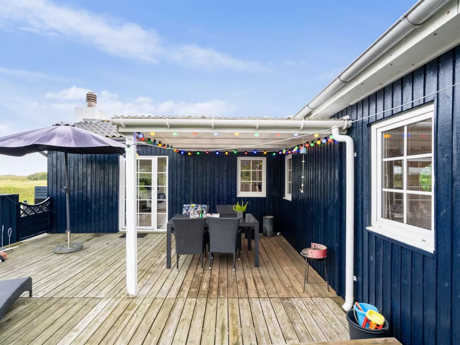 "Swana" - 550m from the sea-Outside