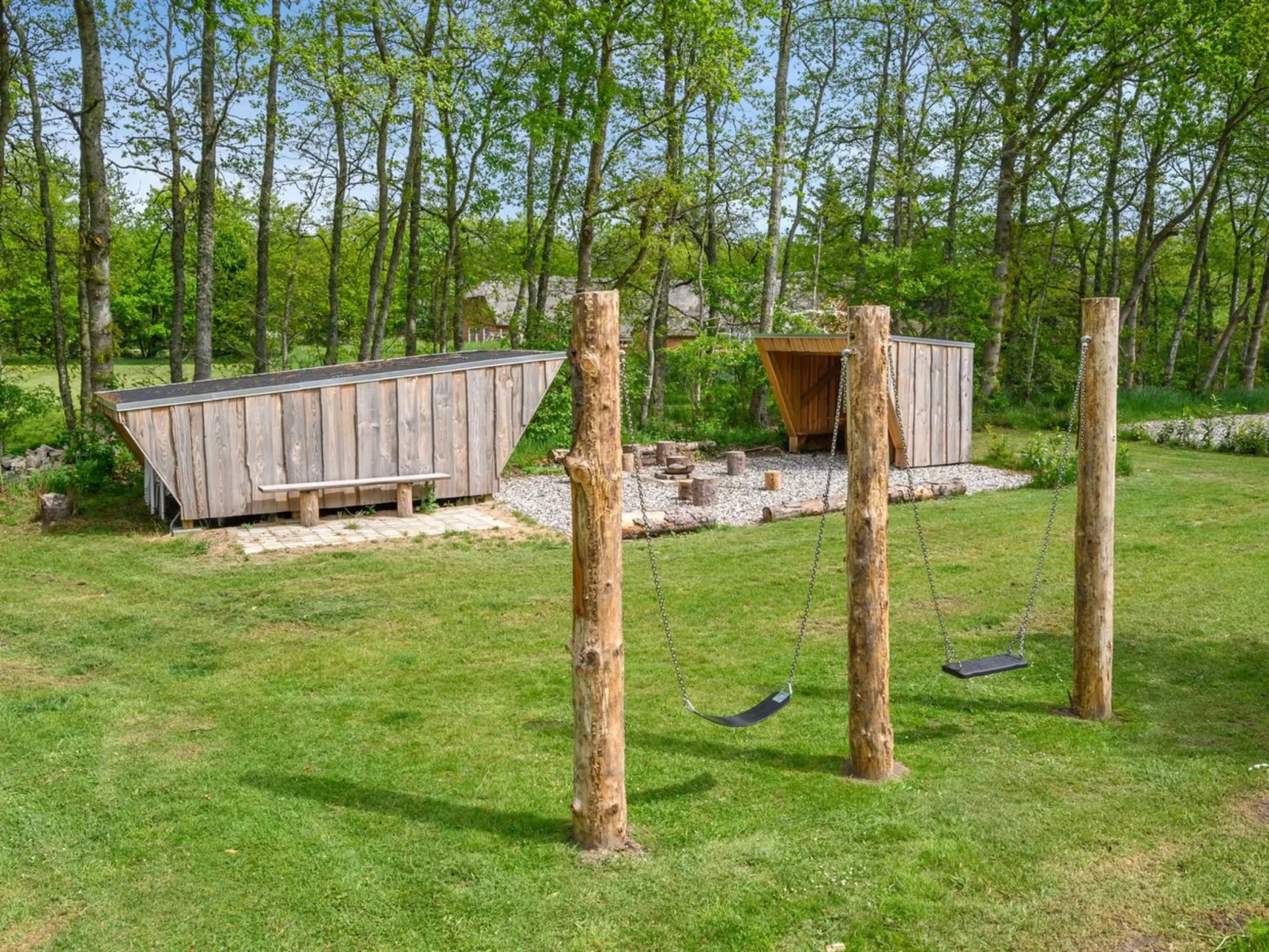 "Erla" - 2.3km from the sea-Outside