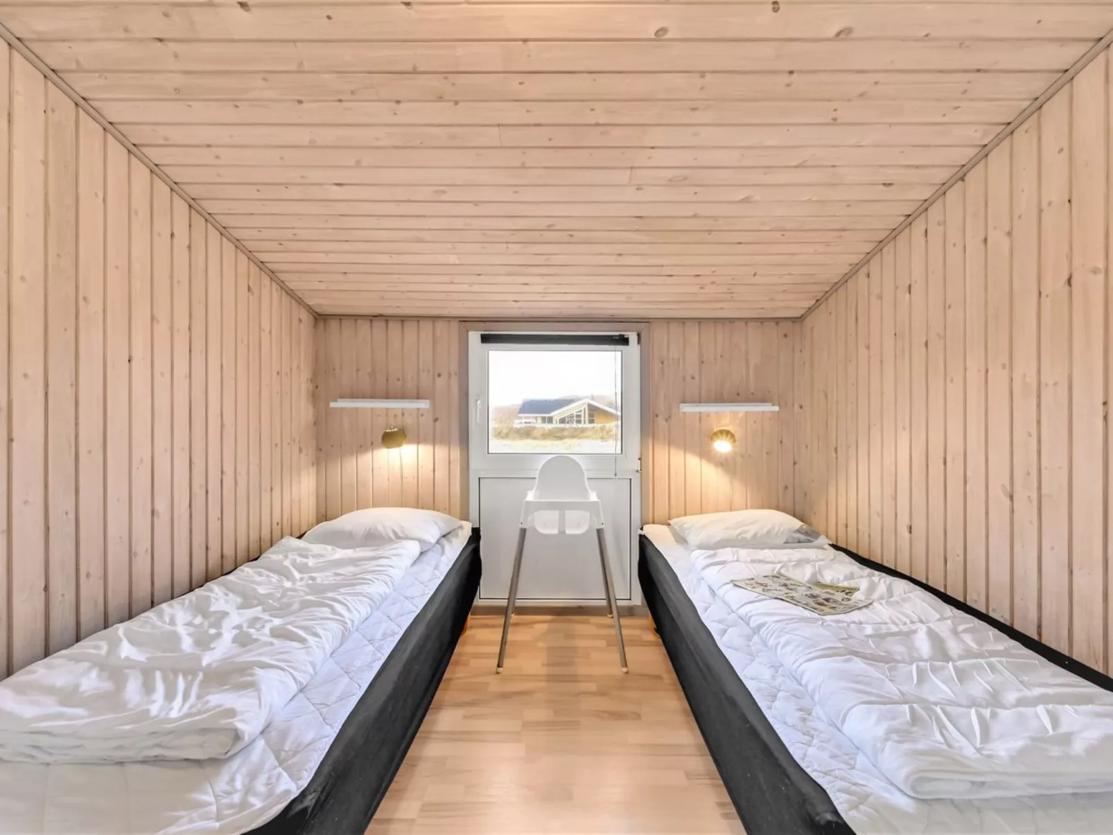 "Malgest" - 100m from the sea-Inside