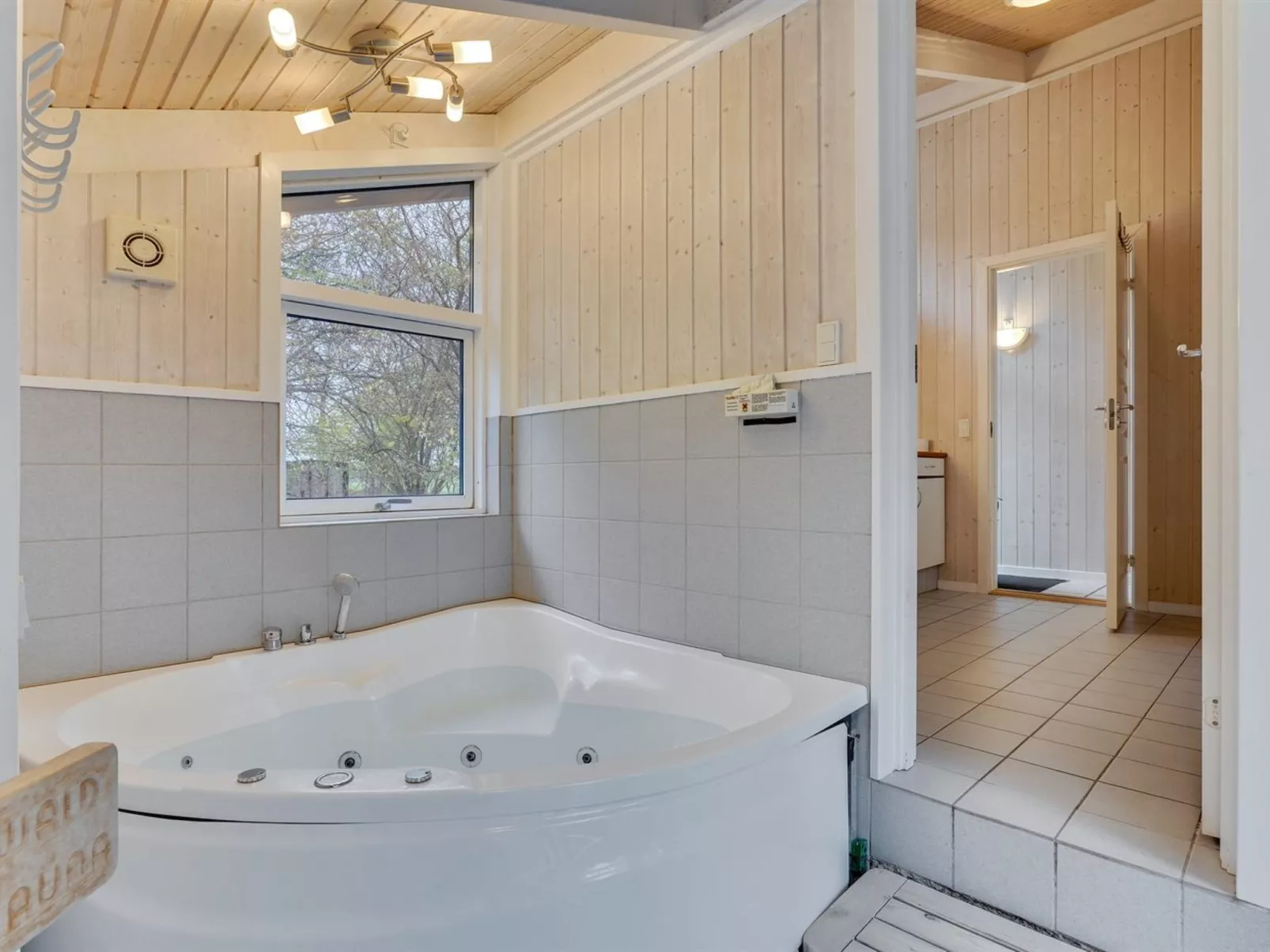 "Rik" - 350m from the sea-Drinnen