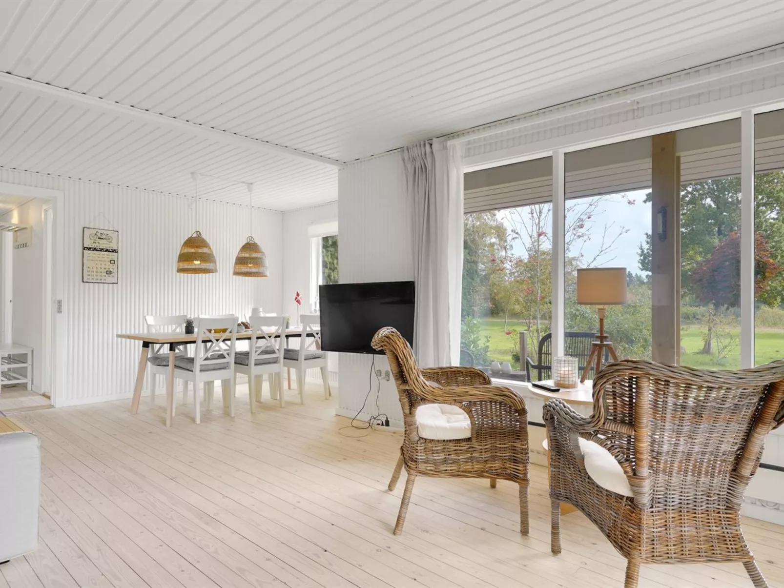 "Aksa" - 400m from the sea-Inside