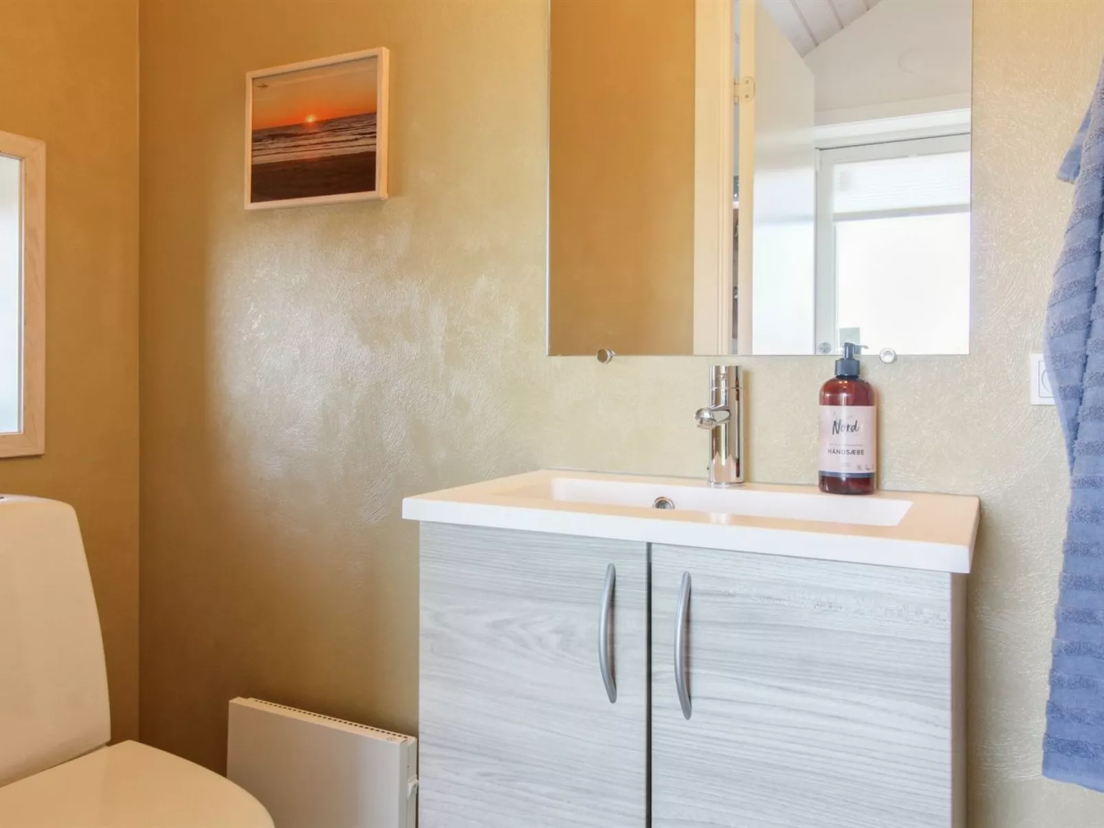 "Mirkka" - 1.5km from the sea-Inside