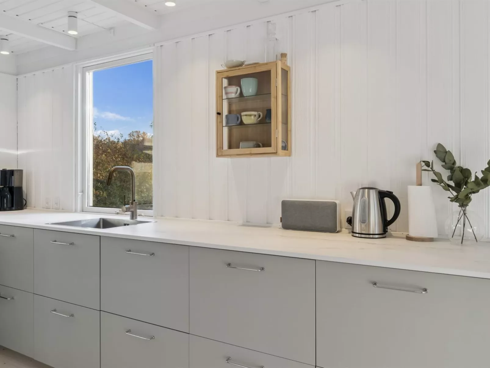 "Anni" - 250m from the sea-Inside