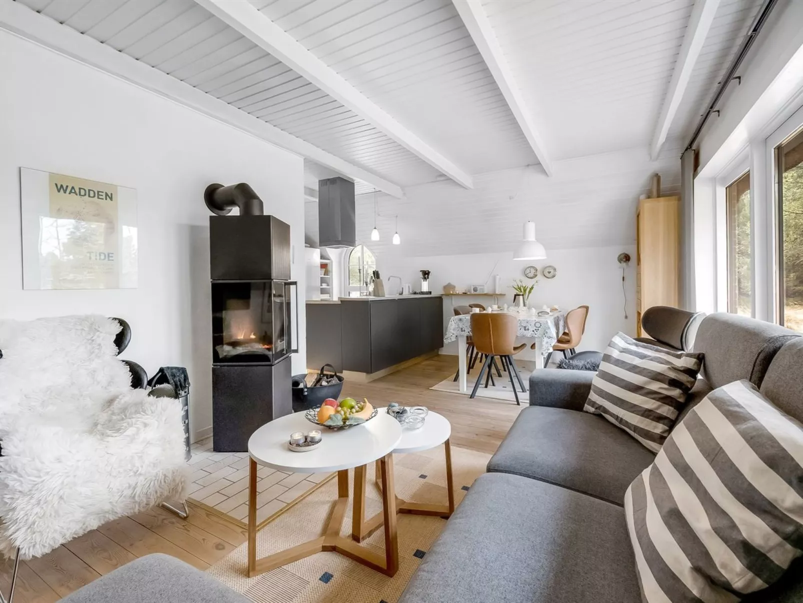 "Annetin" - 850m from the sea-Inside