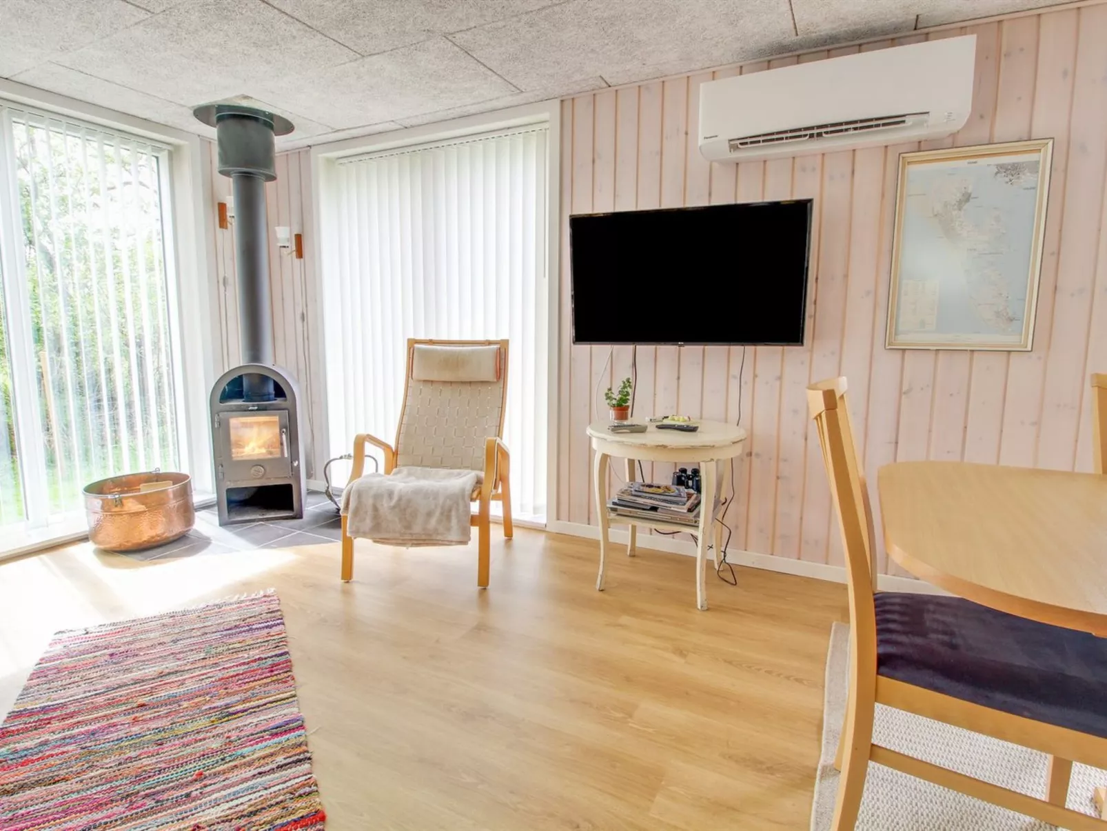 "Nielsine" - 1.5km from the sea-Dedans