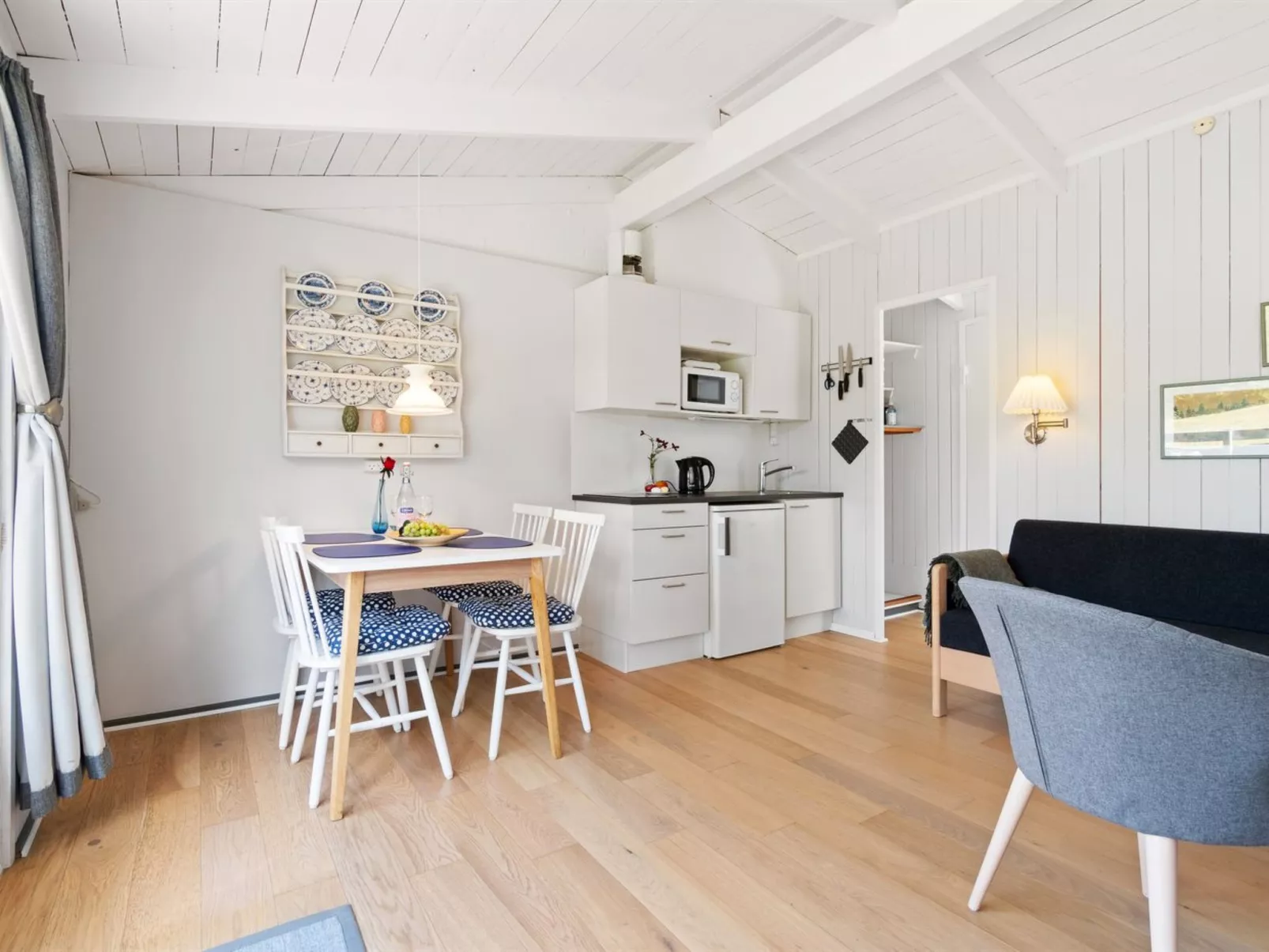 "Kjera" - 200m from the sea-Inside