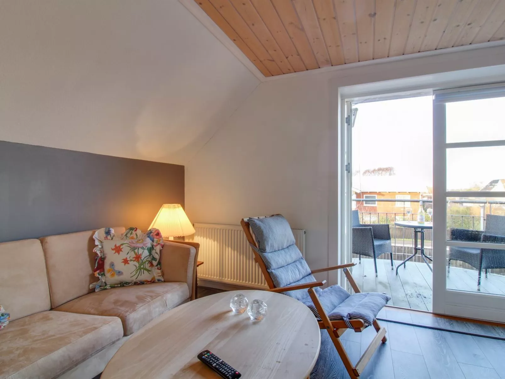 "Gæsling" - 1.6km from the sea-Inside