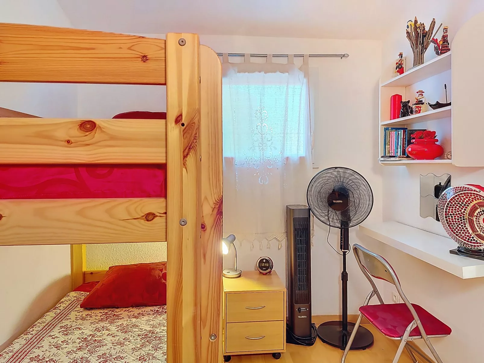 Les Amandines-Drinnen