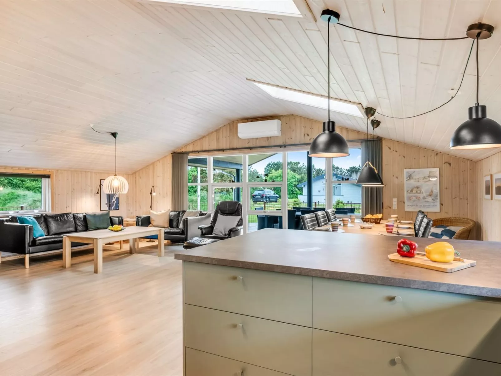 "Everd" - 500m to the fjord-Inside