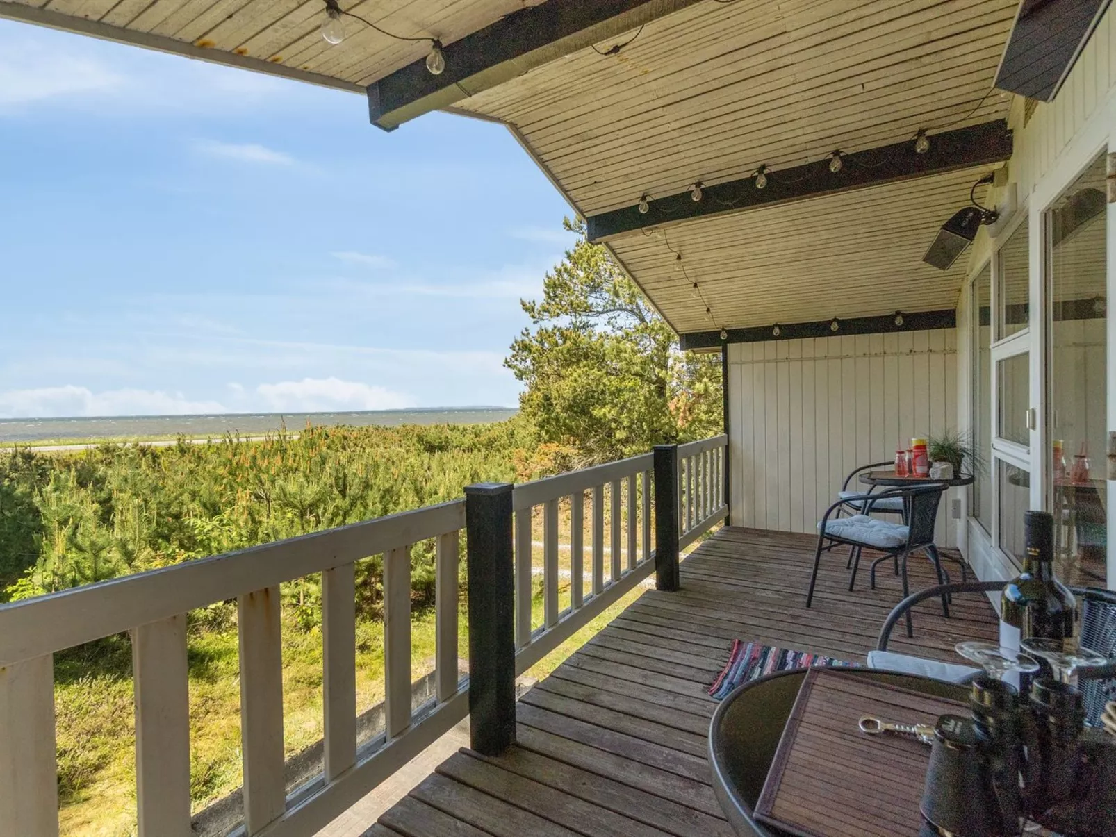 "Freda" - 100m to the fjord-Outside