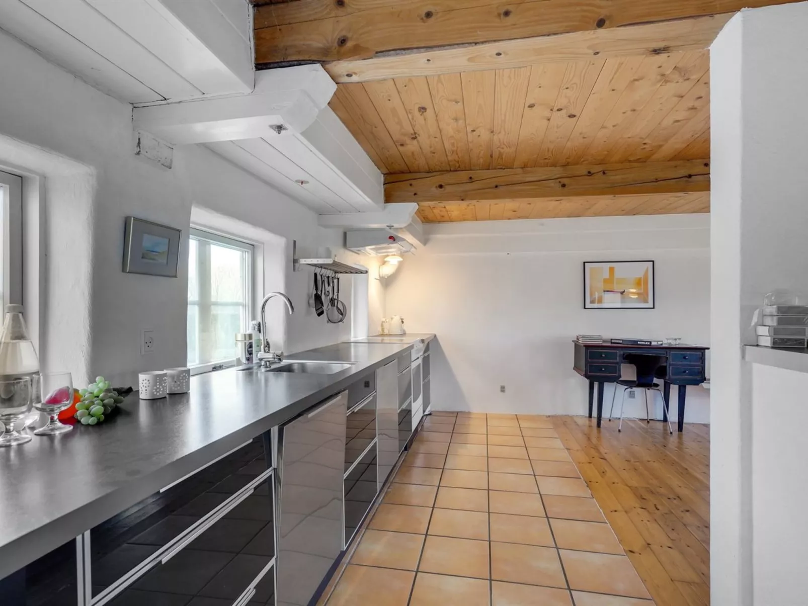 "Aughe" - 25km from the sea-Drinnen