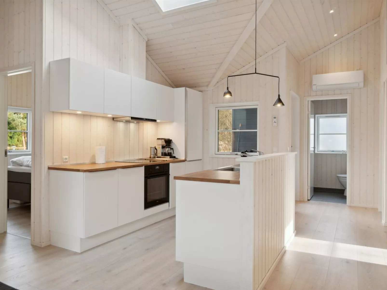 "Jonnhild" - 450m from the sea-Inside