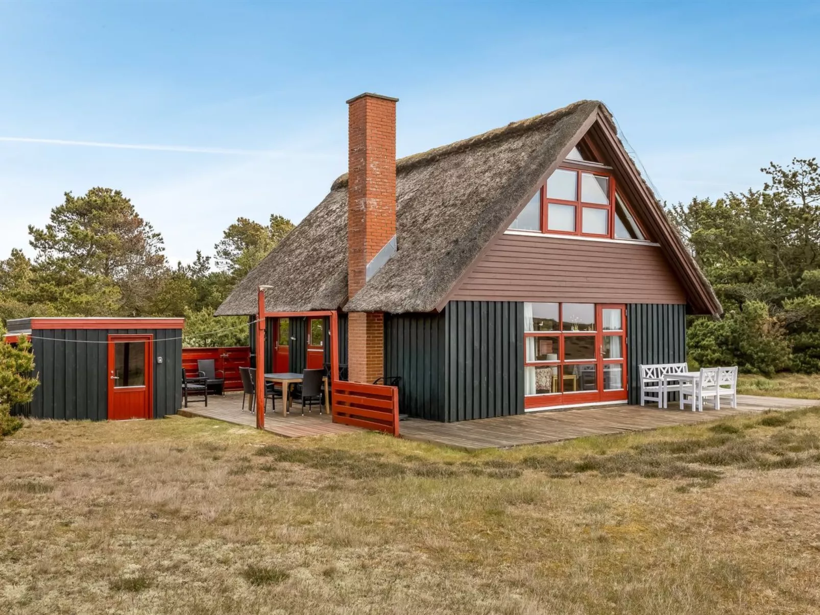 "Larsen" - 900m from the sea-Outside