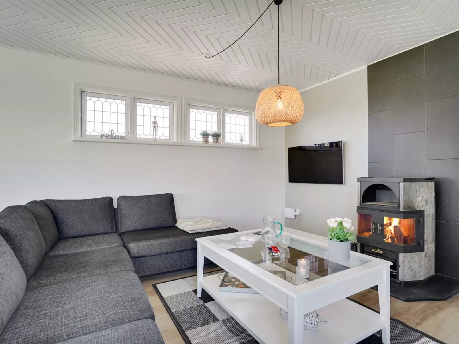 "Hwitserk" - 5m from the sea-Inside