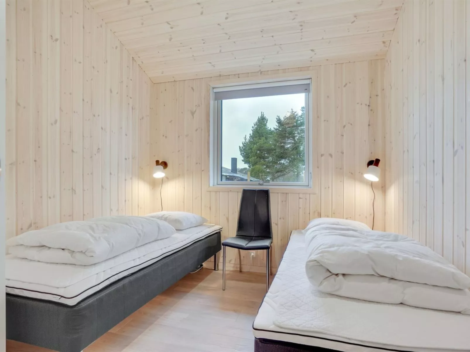 "Jerrit" - 225m from the sea-Dedans