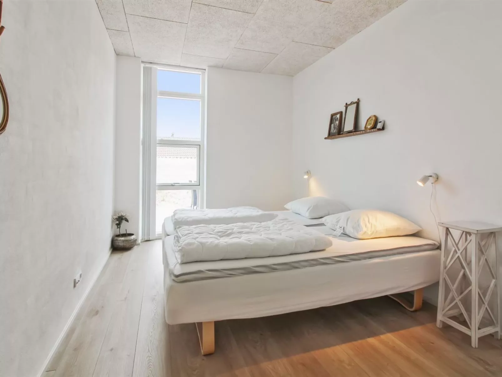 "Laulu" - 2km from the sea-Inside