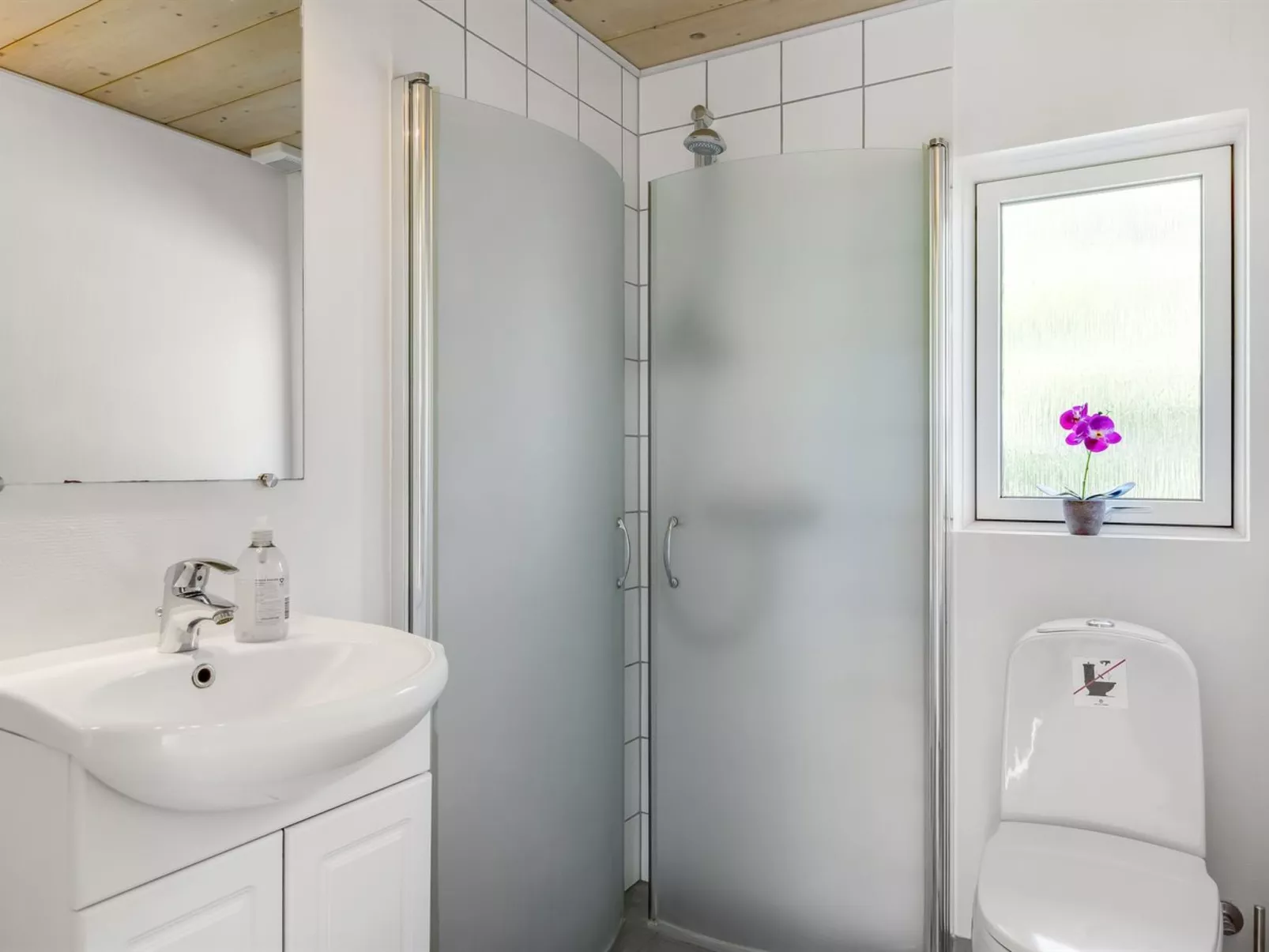 "Toja" - 700m from the sea-Inside