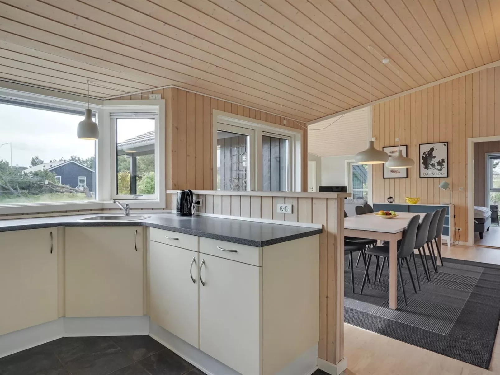 "Illona" -  from the sea-Inside