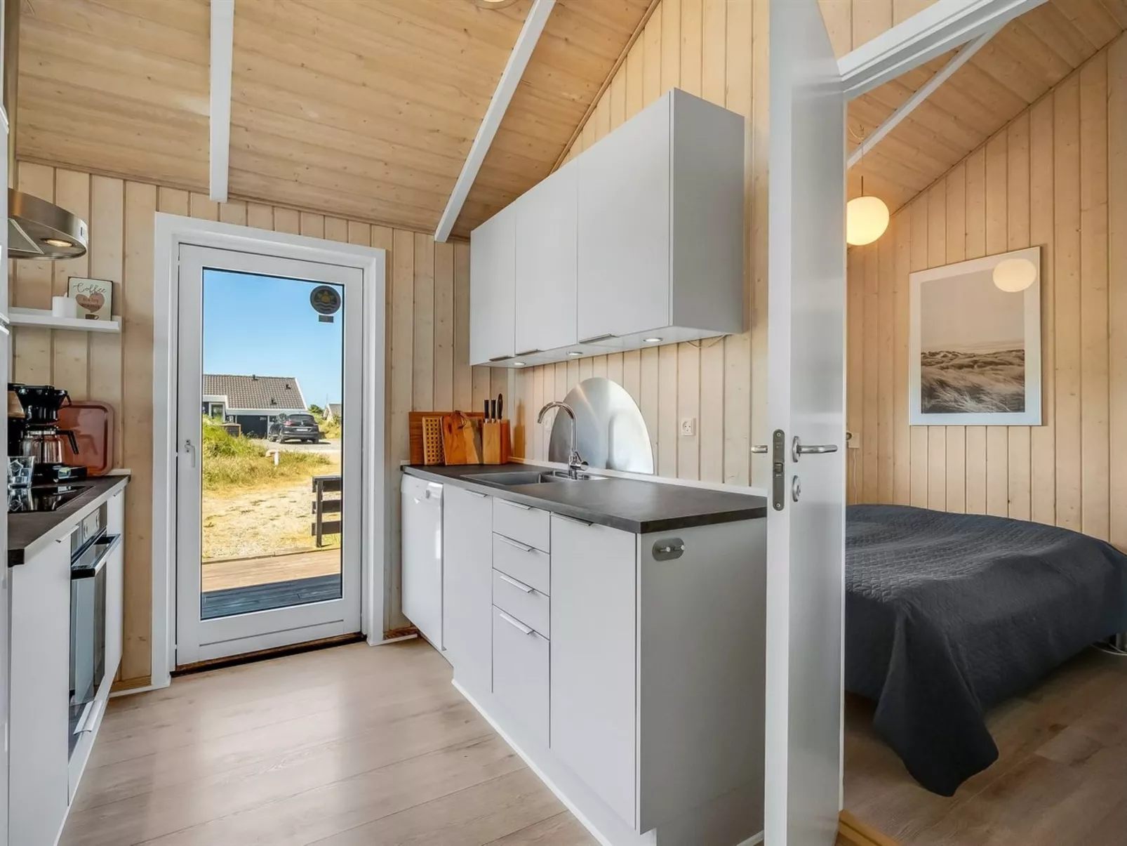 "Fejzo" - 700m to the fjord-Inside