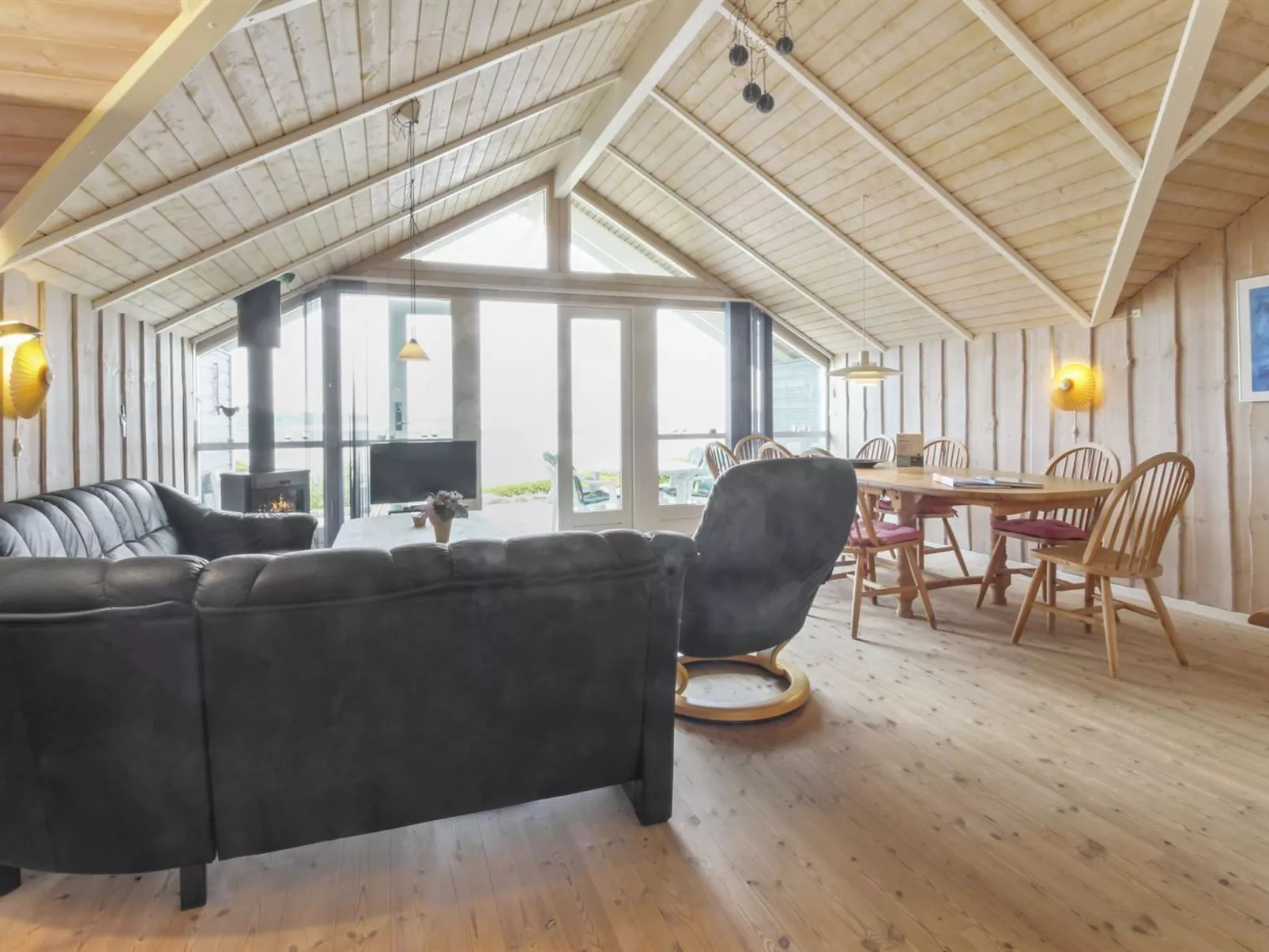 "Pirkka" - 50m to the fjord-Inside