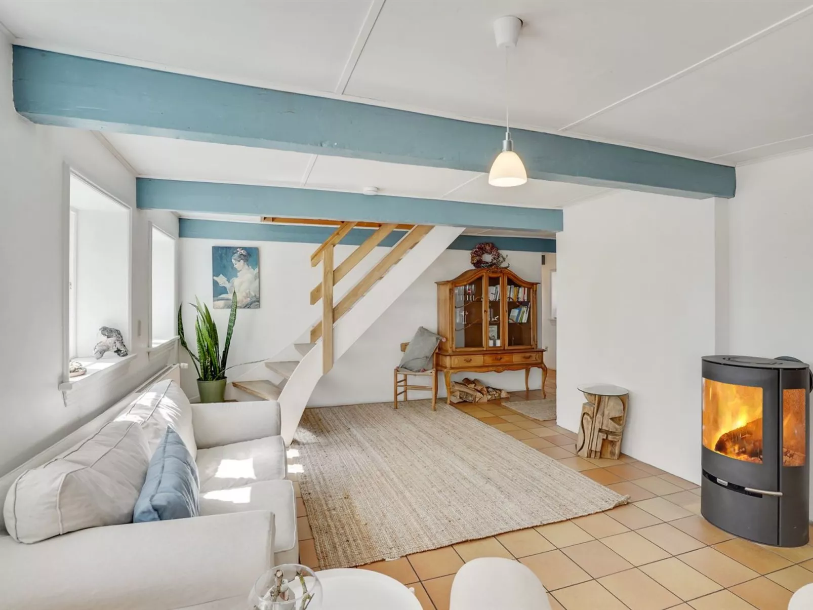 "Myra" - 18km from the sea-Inside