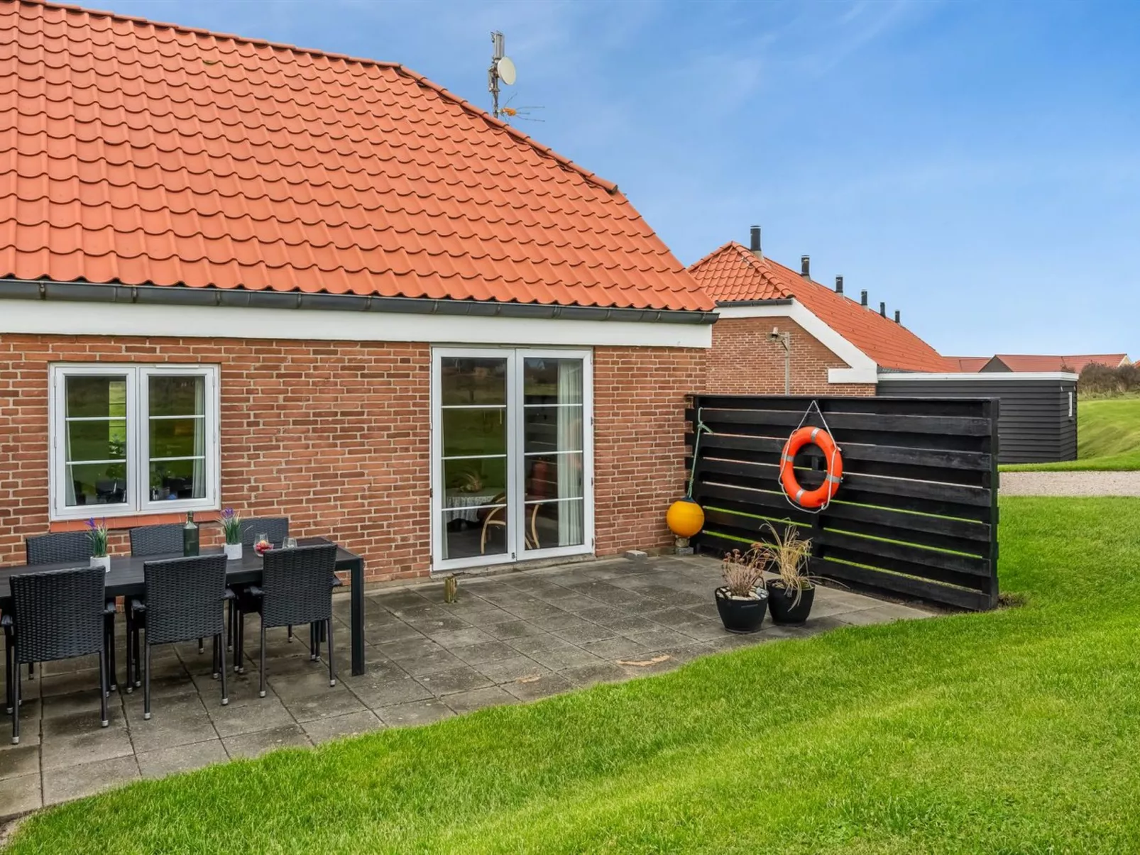 "Kaisa" - 200m from the sea-Outside