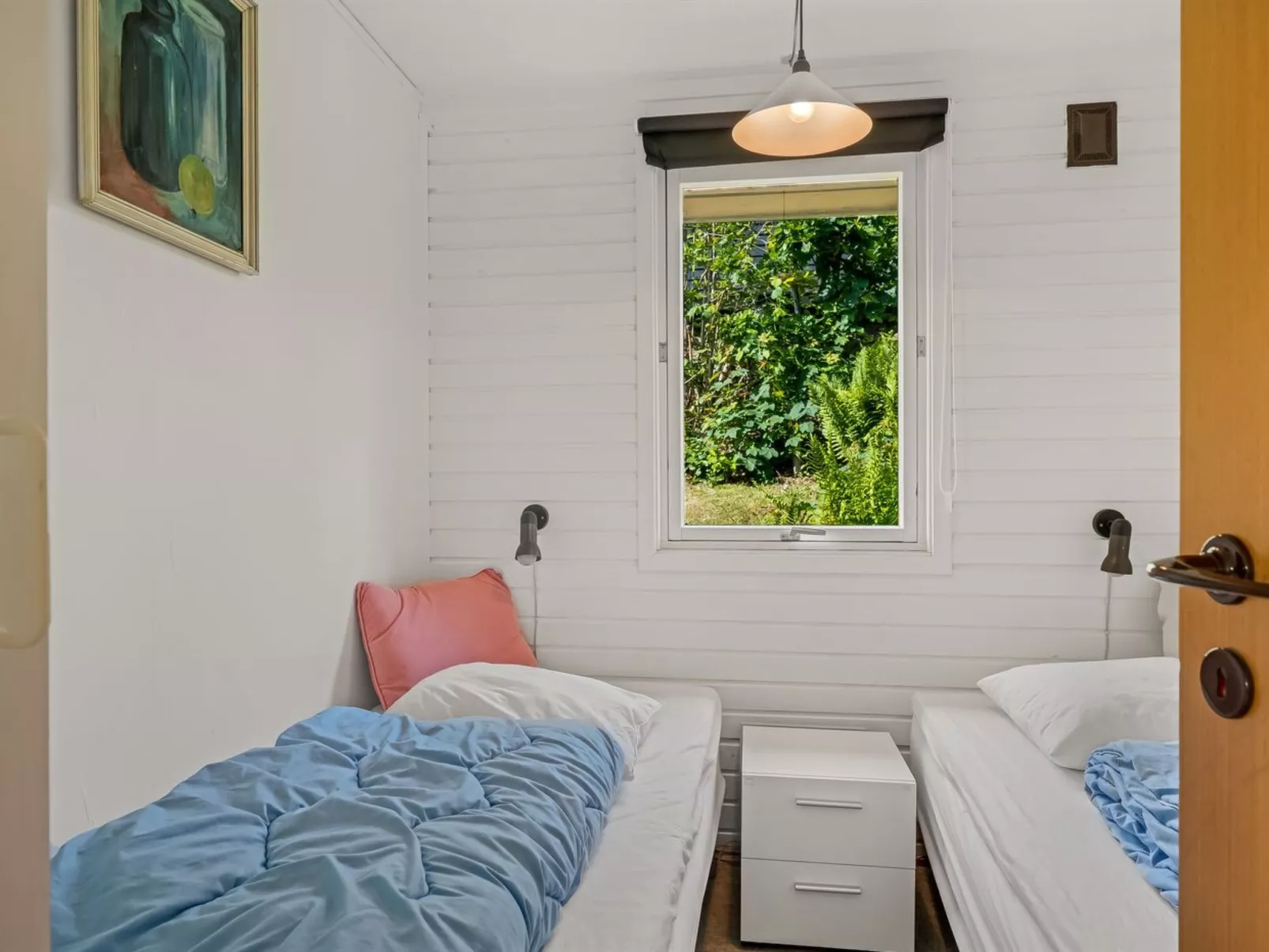 "Imgert" - 300m to the fjord-Inside