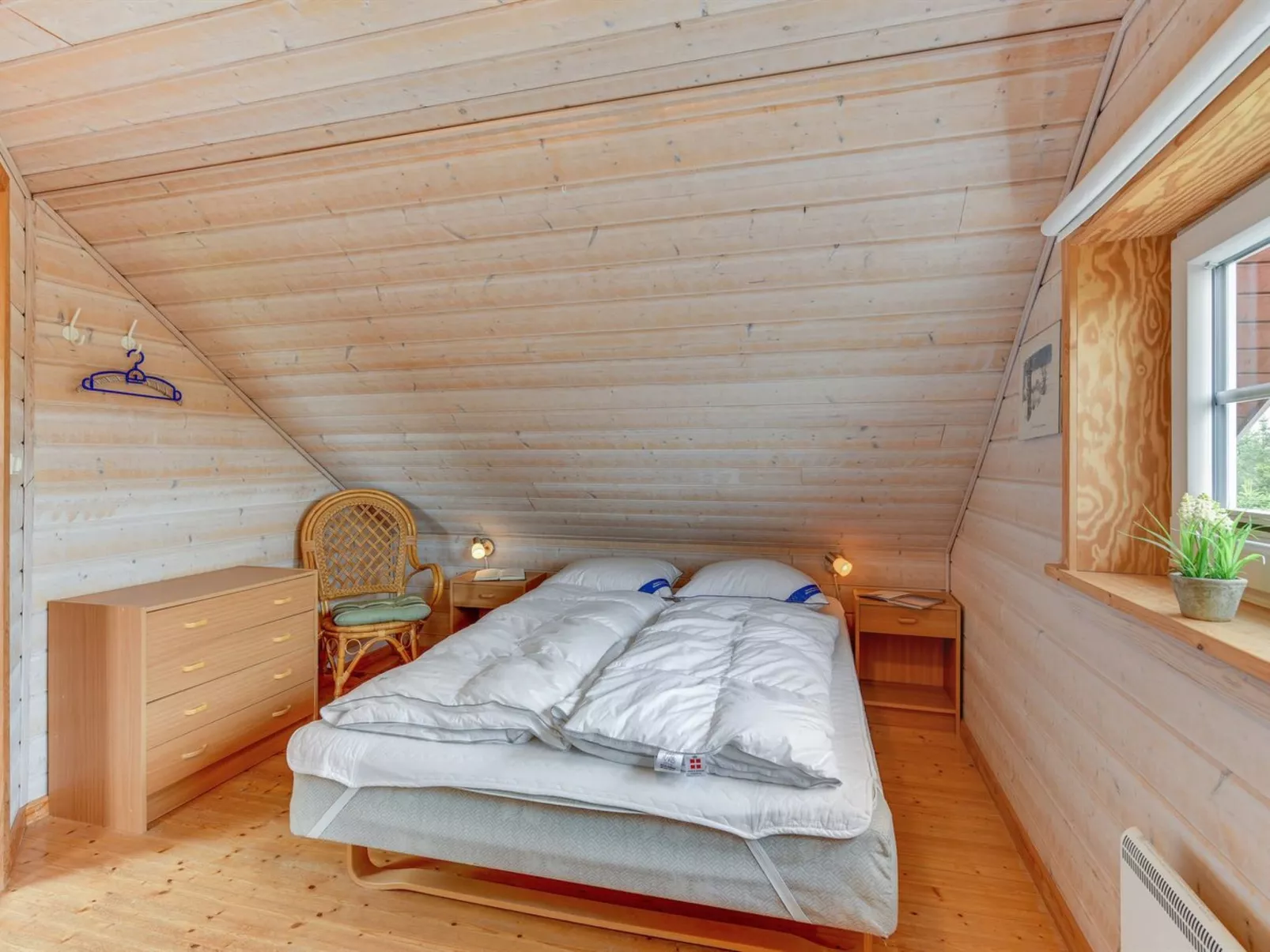 "Liam" - 800m to the fjord-Dedans