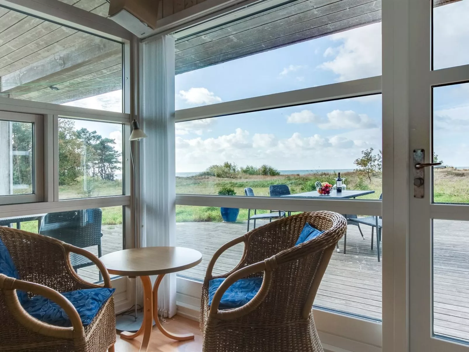 "Kajsa" - 50m from the sea-Inside